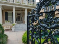 Cornstalk Hotel 
