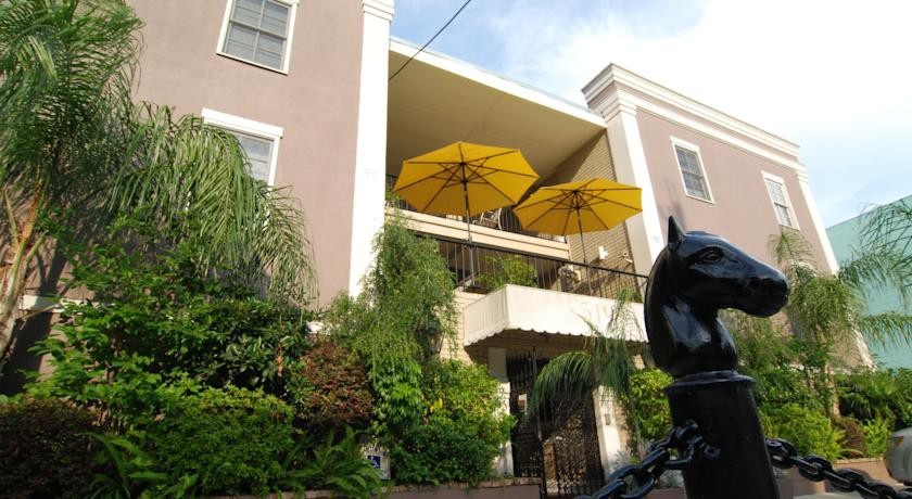 Frenchmen Orleans 519 