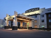 Metropolis Resort - Eau Claire 