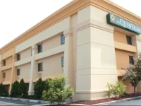La Quinta Inn Milwaukee Airport / Oak Creek 