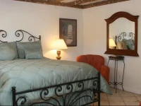 Chantico Inn & Suites 