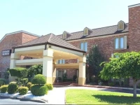Governors Suites Hotel 