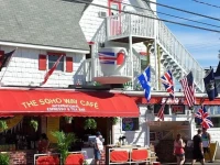 The New Oceanic Inn 