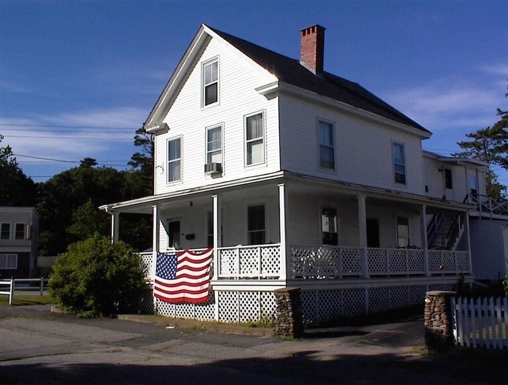 Pine View Lodge 