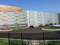 DoubleTree by Hilton Hotel Omaha Southwest 
