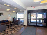 University Inn Midtown Crossing 