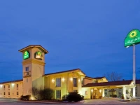 La Quinta Inn Omaha West 
