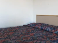 Economy Inn Ontario 