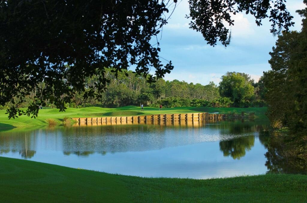 Villas of Grand Cypress 
