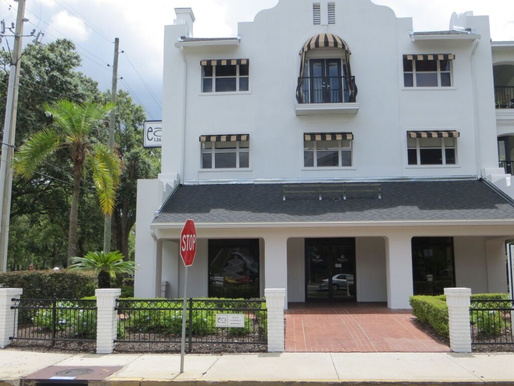 The Eo Inn - Downtown 