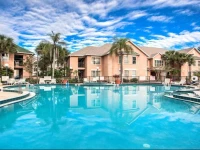 The Palms Hotel & Villas 