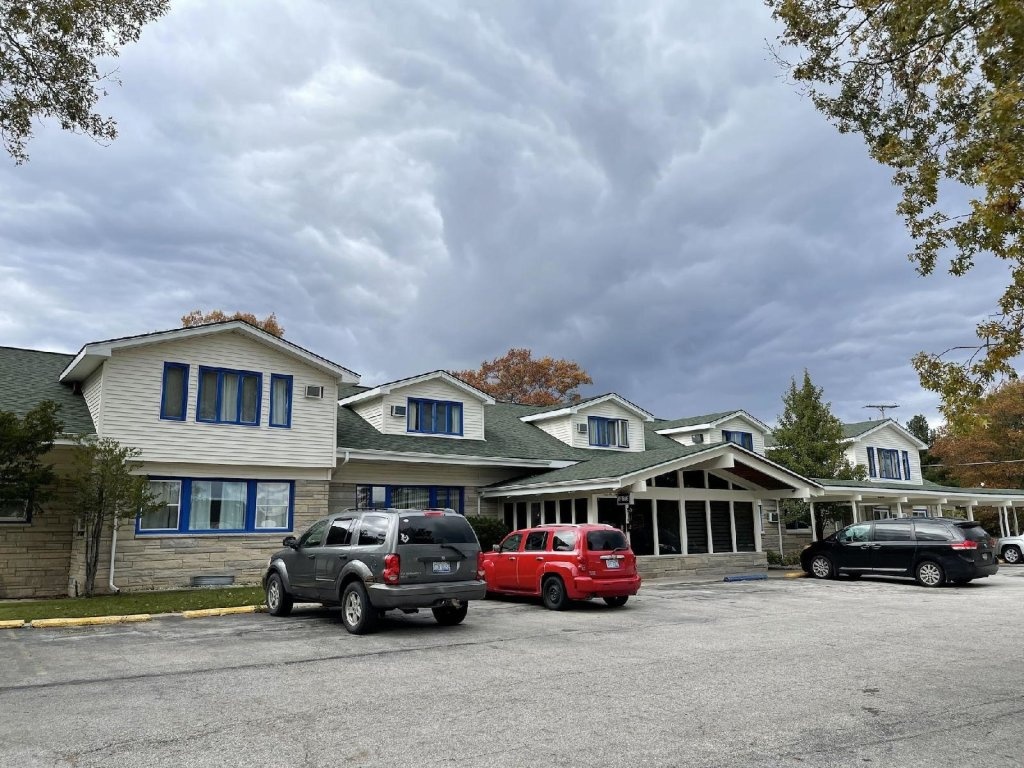 Camp Inn Lodge 3*