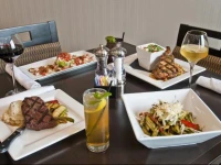 Holiday Inn Austin Airport 