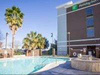 Holiday Inn Express Hotel & Suites Austin Airport 