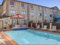 Orangewood Inn and Suites Midtown 
