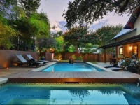 Gateway Guesthouse 