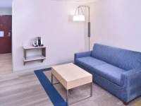 Holiday Inn Express San Diego - Otay Mesa 