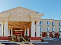 Holiday Inn Express & Suites Ozona 