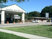 Americas Best Value Inn Lodge on the Green 