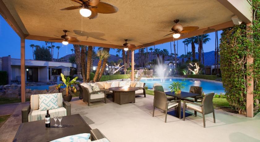Desert Isle Resort 