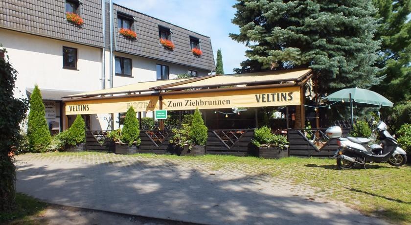 Hotel Zum Ziehbrunnen 3*