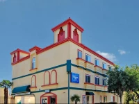 Rodeway Inn & Suites - Pasadena 