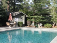 Majestic Mountain Inn 