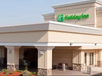 Holiday Inn & Suites Boston Peabody 