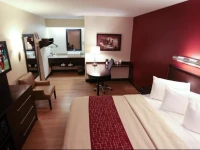Red Roof Inn Peoria 