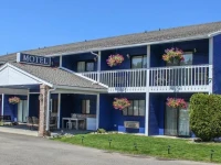 Wedge Mountain Inn 