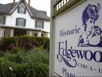 Edgewoods Cottage House 