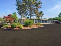 Knights Inn - Monroe 