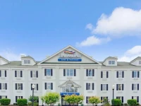 Baymont Inn & Suites - Pearl 