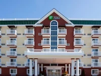 Holiday Inn Express Hotel & Suites Petoskey 2*