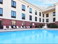 Holiday Inn Express & Suites Pine Bluff/Pines Mall 
