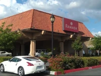 Ramada University Fresno 