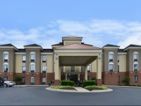 Holiday Inn Express Hotel & Suites Petersburg/Dinwiddie 