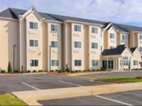 Microtel Inn & Suites by Wyndham Ozark 