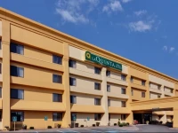 La Quinta Inn & Suites Plattsburgh 