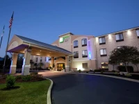 Holiday Inn Express Plymouth 