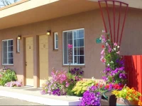 Uptown Inn 