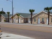 Blue Palm Inn 