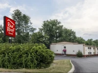 Red Roof PLUS+ Poughkeepsie 