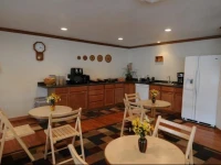 Legacy Inn 