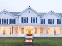 The Quogue Club 