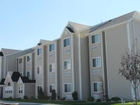 Pronghorn Inn & Suites 