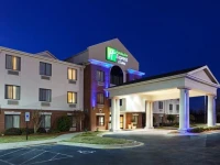 Holiday Inn Express & Suites Reidsville 