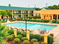 Quality Inn - Richmond Hill 