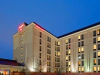 Hampton Inn Boston Logan Airport 