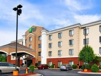 Holiday Inn Express & Suites Roanoke Rapids 